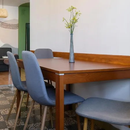 Appartement Door Split